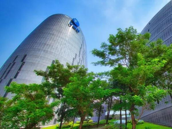 Universitas Multimedia Nusantara - Education